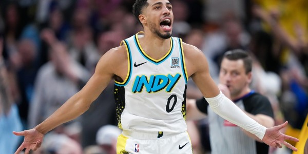 开云App-🔥一起回顾哈利伯顿职业生涯最佳一战，30+15大号三双，强势拿下赛点