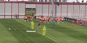 开云官网-记者：凯恩、莱默尔连续两天缺席拜仁合练，帕夫洛维奇随队训练